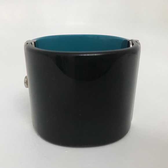 CHANEL Turquoise/Black Resin CC wide Cuff Bracelet - Picture 3 of 13